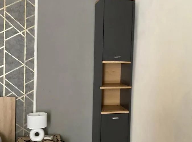 Privilege 아파트 그지라